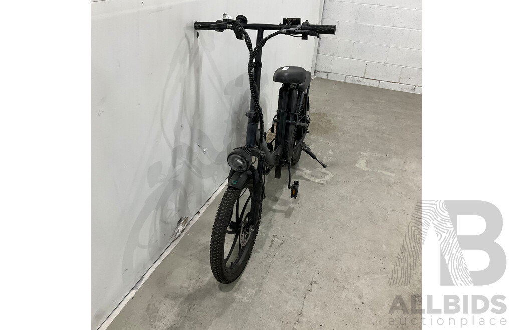 Black Foldable E-bike