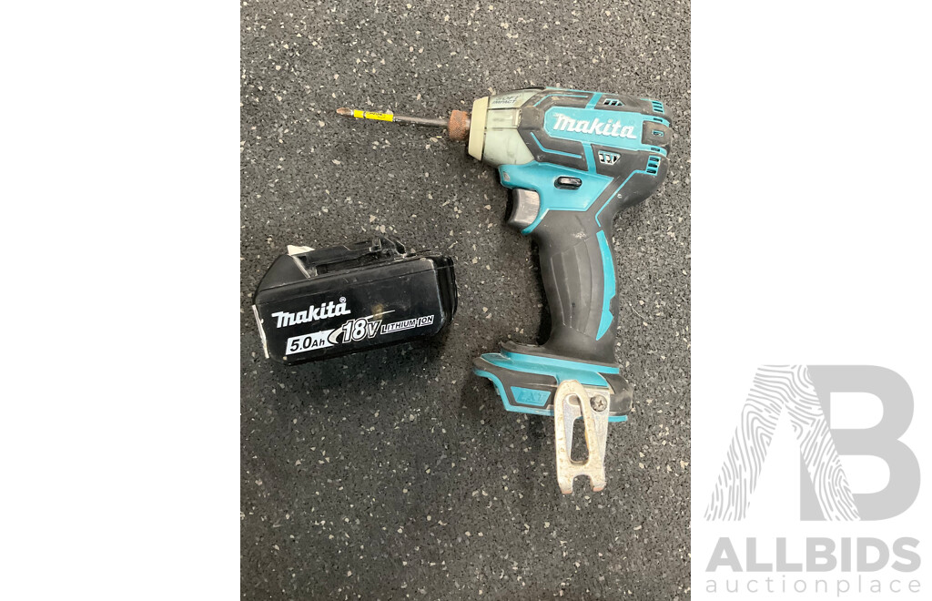 MAKITA 18v Impact Driver (DTS141) and 5.0Ah Battery - Lot of 2