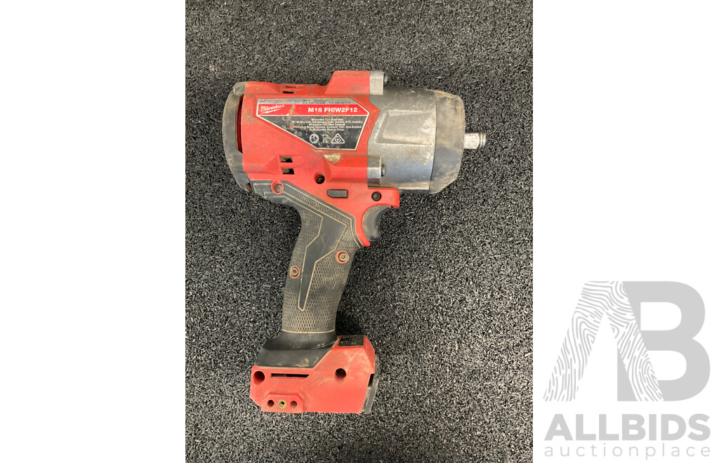 MILWAUKEE 18V FUEL Tourque Impct Wrench (M18 FHIW2F12)
