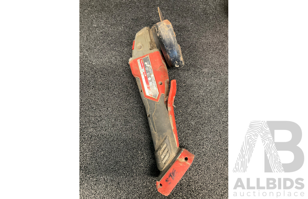 MILWAUKEE 18V FUEL Angle Grinder and Blower (M18 BBL) - Lot of 2