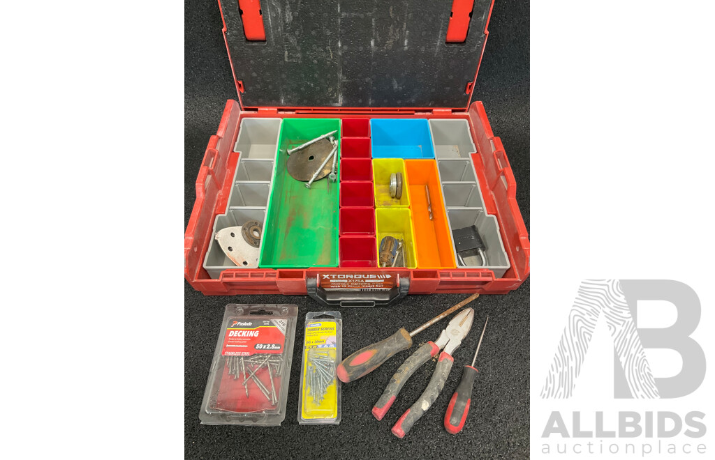 XTORQUE Carrying Case with Tools and DELIXI Blower - Lot of 2