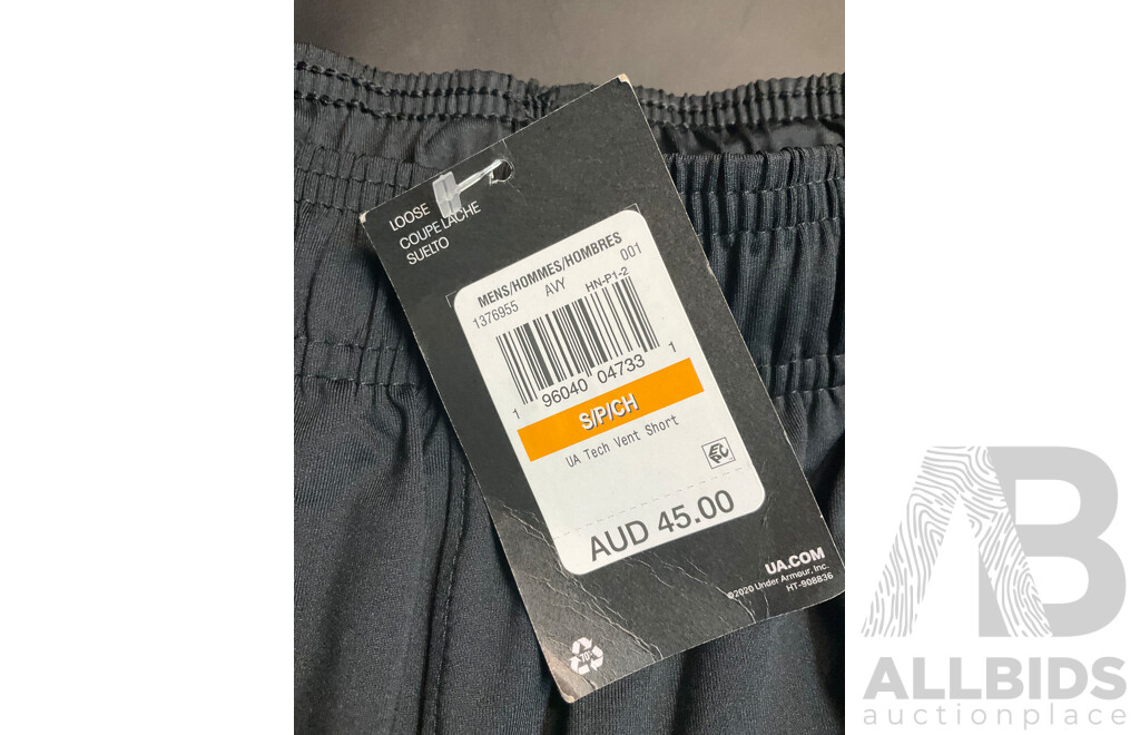 Men's Clothing - UNDER ARMOUR Shorts Size S, NIKE Drawstring Bag and JORDAN Club Cap - Lot of 3