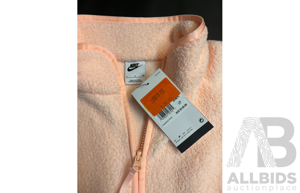 Women's Clothing - NIKE Size Small - Lot of 4