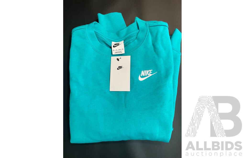 Women's Clothing - NIKE, ADDIDAS, ELL/VOO Size XSmall - Lot of 5