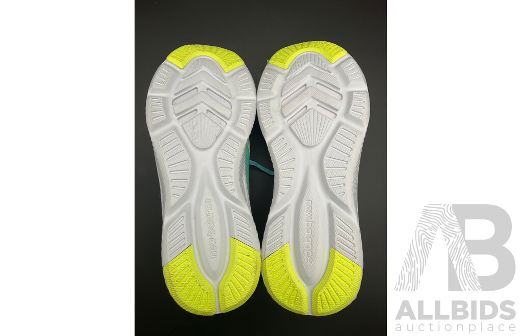 NEW BALANCE Women's Running Shoes Size US10 Wide