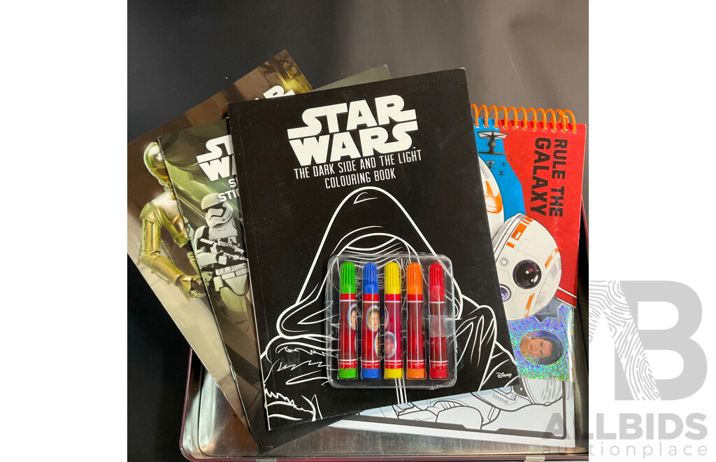 Instax Mini 12  & STAR WARS Activity Book & Dare to Dream Light Box
