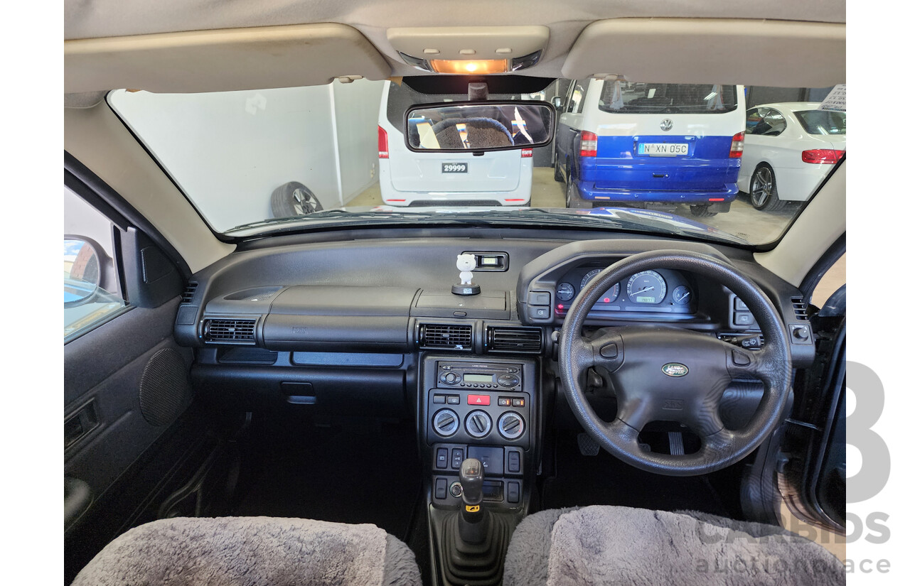 7/2002 Land Rover Freelander SE TD4 (4x4)  4d Wagon Grey 2.0L