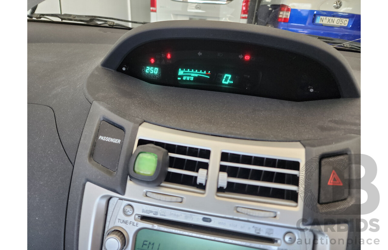 8/2006 Toyota Yaris YRX NCP91R 5d Hatchback Blue 1.5L