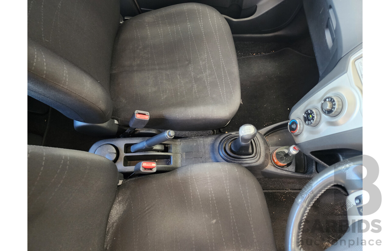 8/2006 Toyota Yaris YRX NCP91R 5d Hatchback Blue 1.5L