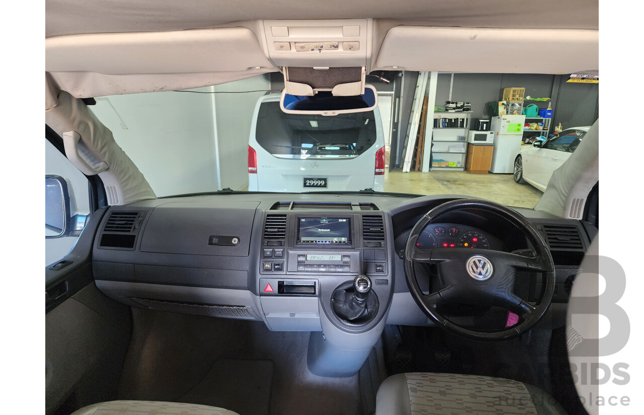 5/2006 Volkswagen Multivan Comfortline 4MTN T5 4d Van Grey 2.5L