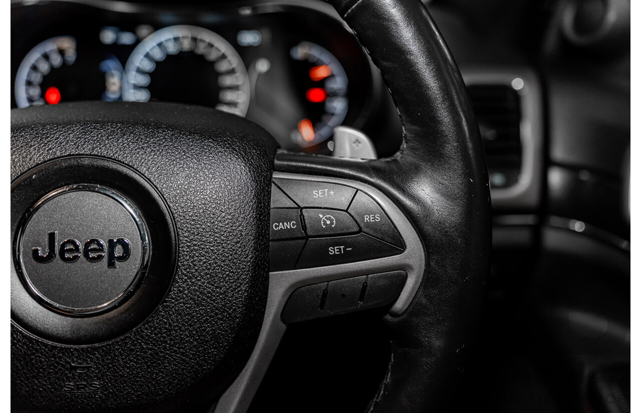 05/2017 Jeep Grand Cherokee 75th Anniversary (4x4) WK MY16 4d Wagon Bright White V6 3.6L