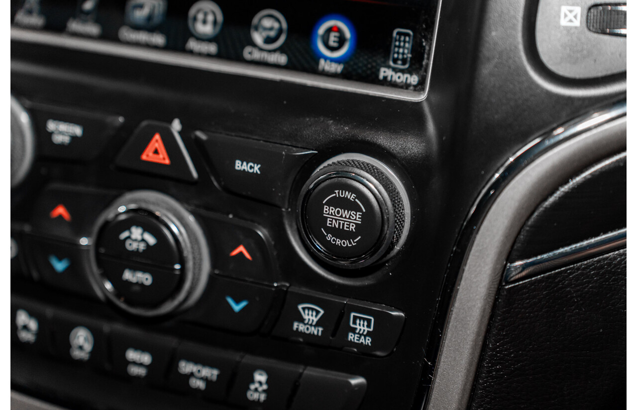 05/2017 Jeep Grand Cherokee 75th Anniversary (4x4) WK MY16 4d Wagon Bright White V6 3.6L