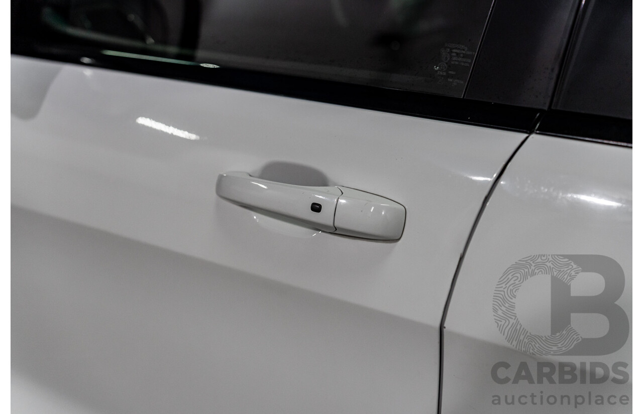 05/2017 Jeep Grand Cherokee 75th Anniversary (4x4) WK MY16 4d Wagon Bright White V6 3.6L