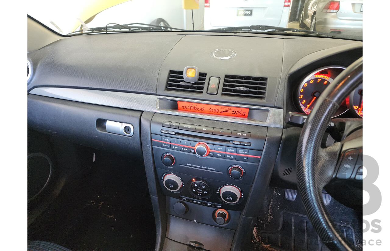 11/2004 Mazda Mazda3 SP23 BK 5d Hatchback Yellow 2.3L