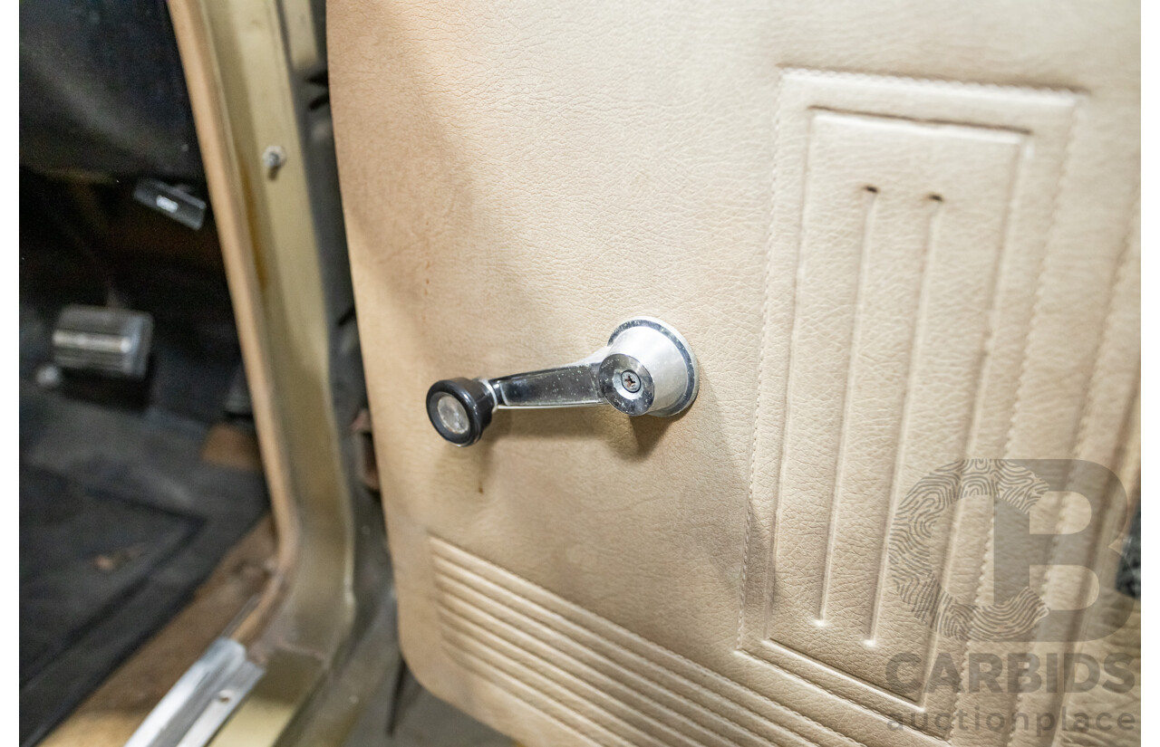 11/1972 Chrysler VH Valiant Pacer 4d Sedan Citron Gold Metallic Hemi 265ci 4.3L