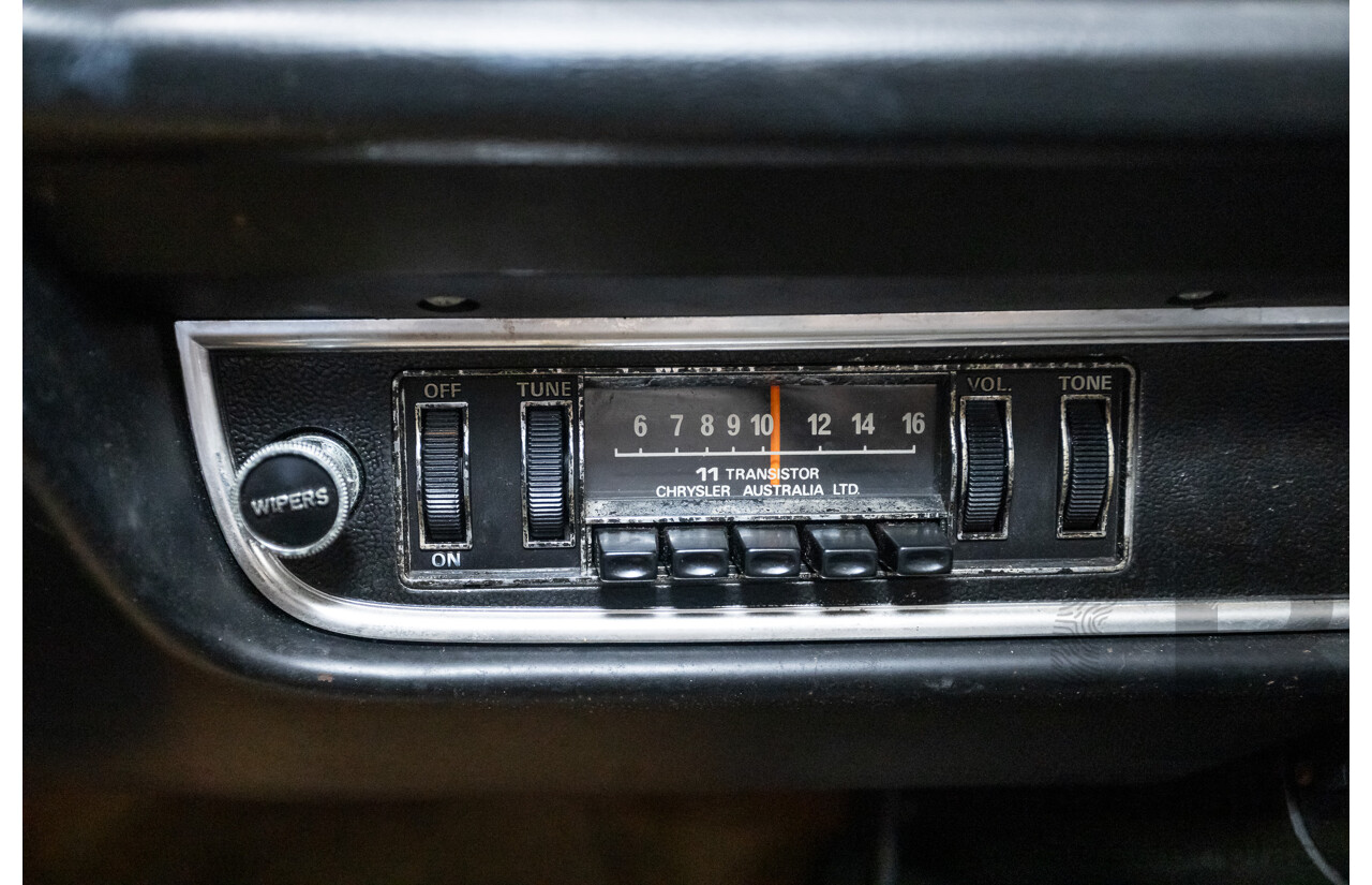 11/1972 Chrysler VH Valiant Pacer 4d Sedan Citron Gold Metallic Hemi 265ci 4.3L