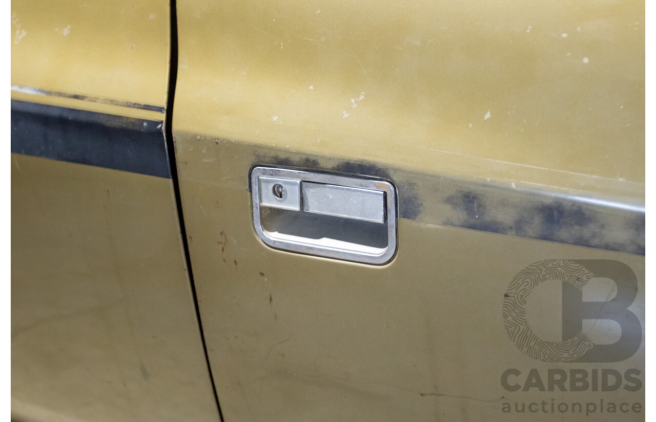 11/1972 Chrysler VH Valiant Pacer 4d Sedan Citron Gold Metallic Hemi 265ci 4.3L