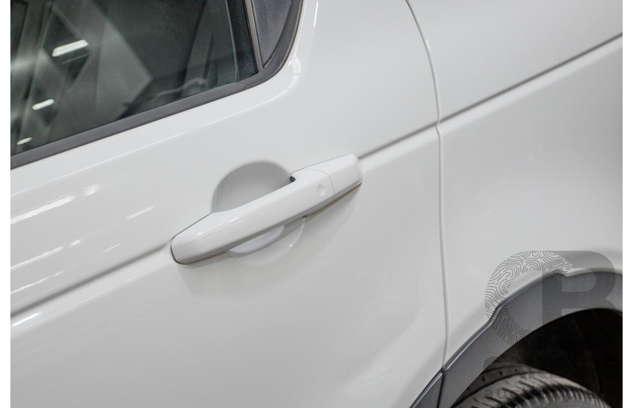 Land Rover Discovery Sport Si4 (213kW) SE (AWD) L550 MY19 4D Wagon Fuji White Turbo 2.0L