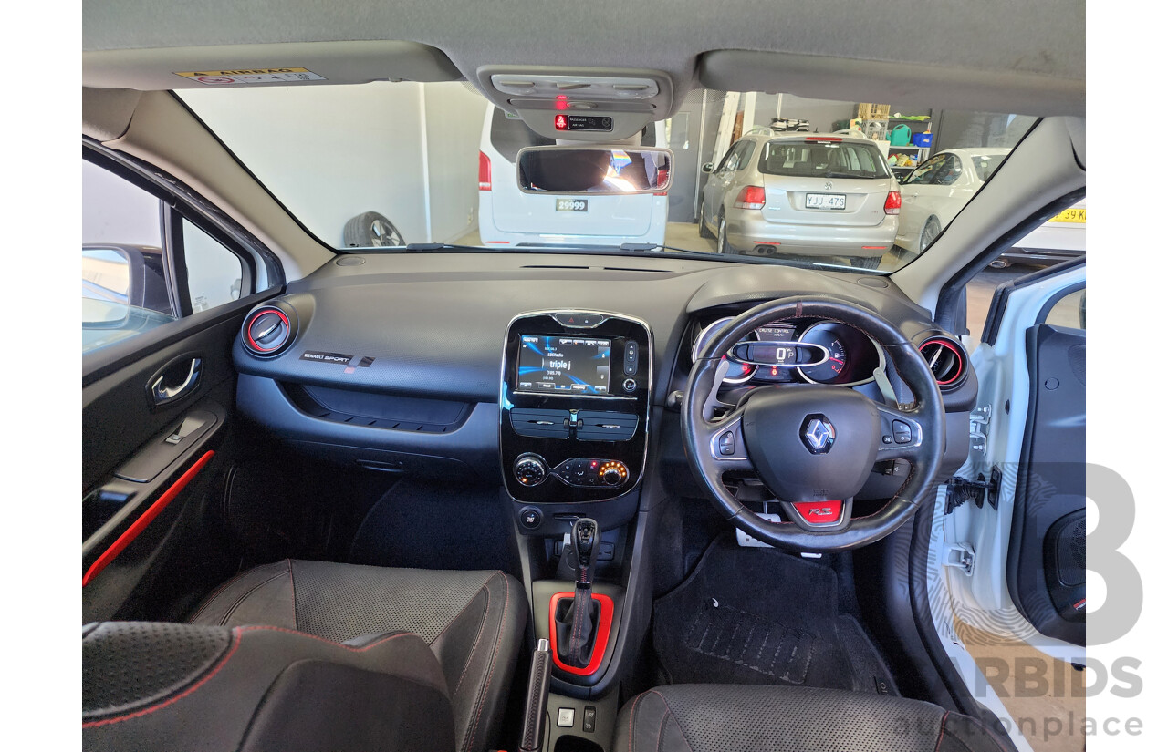 6/2014 Renault Clio RS 200 Sport Trophy X98 5d Hatchback White 1.6L