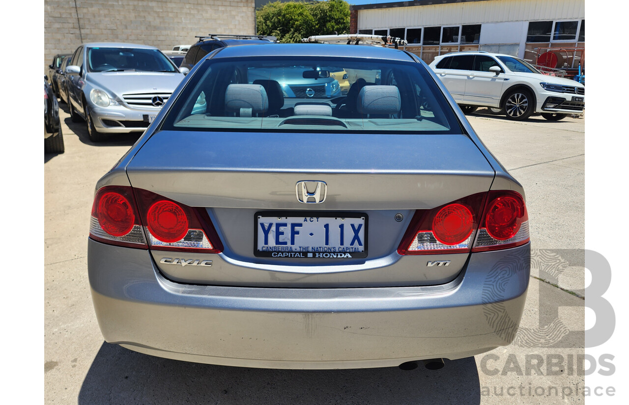2/2006 Honda Civic VTi 40 4d Sedan Grey 1.8L