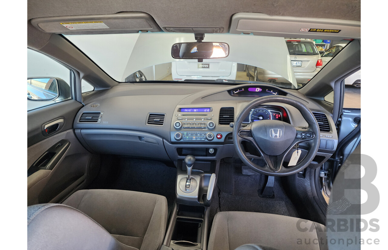 2/2006 Honda Civic VTi 40 4d Sedan Grey 1.8L