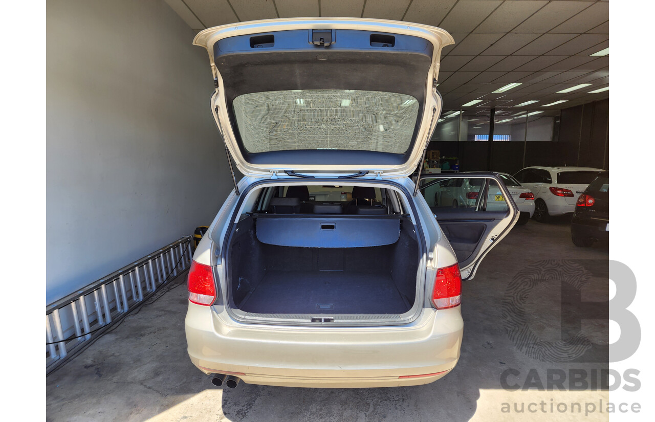 10/2013 Volkswagen Golf 118 TSI Comfortline 4d Wagon Silver 1.4L