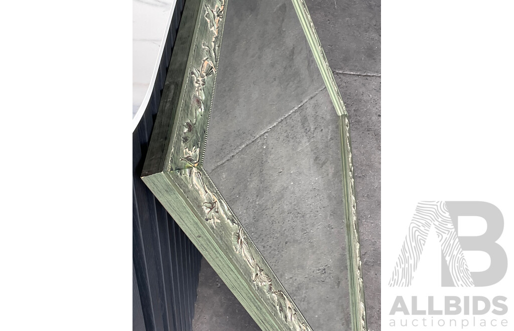 Large Mirror 108 X 124 Cm