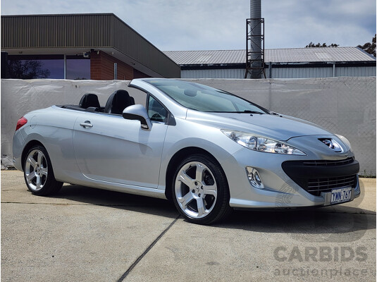 10/2011 Peugeot 308 CC  2d Cabriolet Silver 1.6L