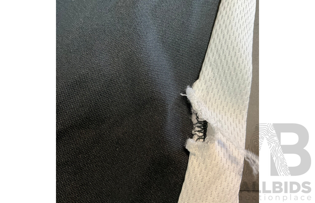 Nike Men's Long Sleeve & Pants - Sizes M & L - Lot of 6