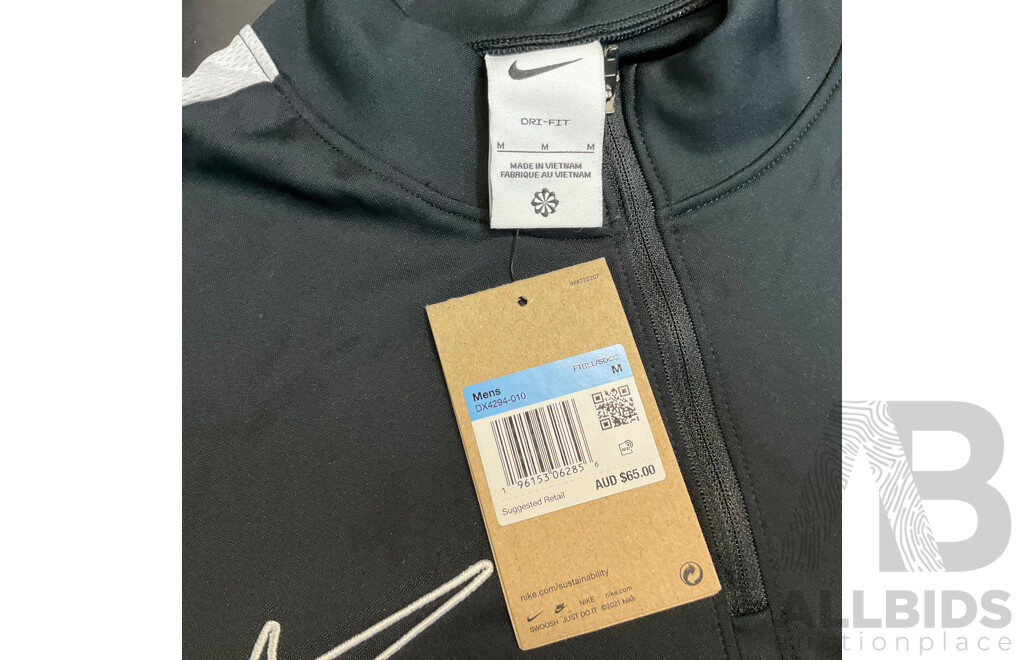 Nike Men's Long Sleeve & Pants - Sizes M & L - Lot of 6