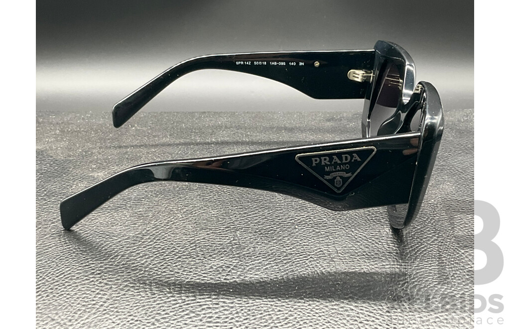 Symbole Oversize Frame (SPR14Z) Sunglasses Branded PRADA