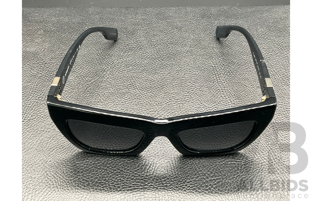 Cat Eye in Black Plastic with Dark Grey Bio-polyamide Lenses (B4405) Sunglasses Branded BURBERRY