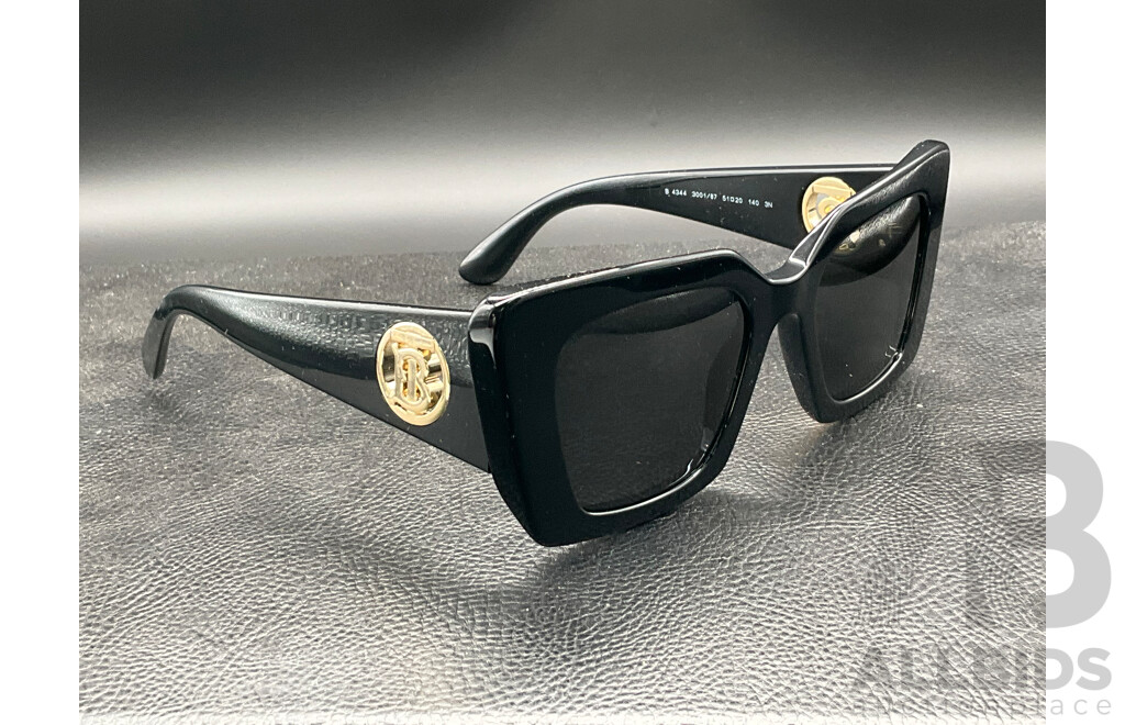 Daisy (B4344) in Black Acetate with Dark Grey Lenses Sunglasses Branded BURBERRY