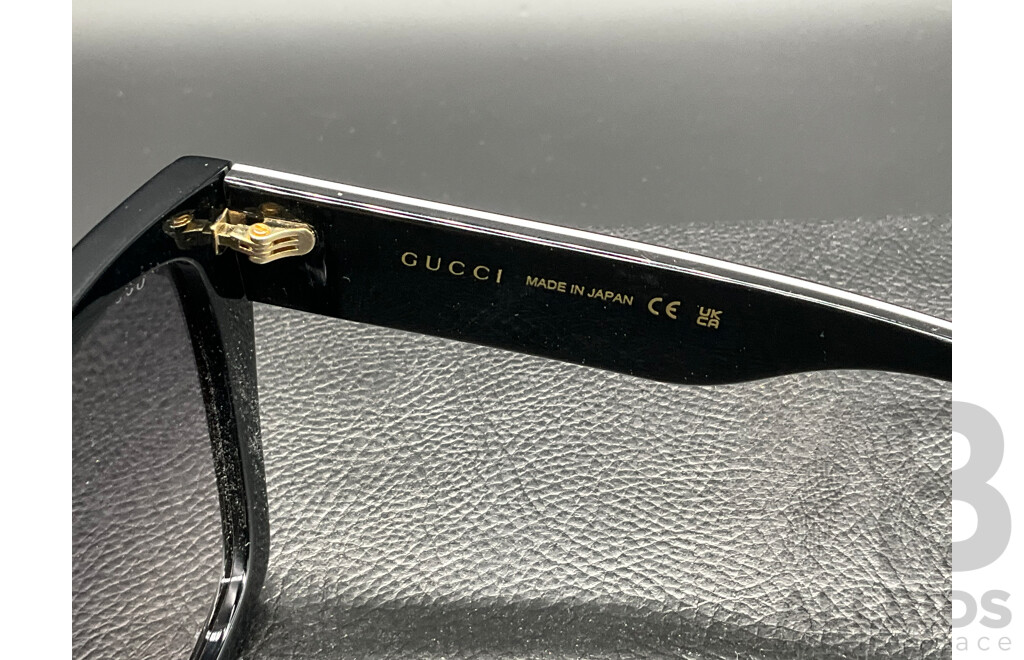 Square Frame (GG1300S) Sunglasses Branded GUCCI