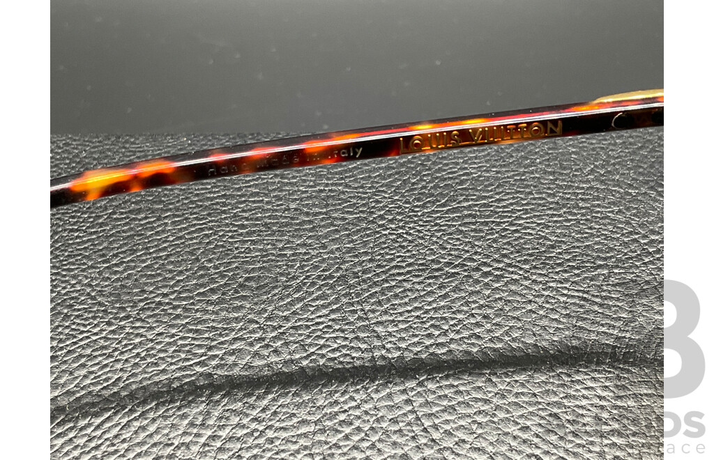 Conspiration Pilote Aviator (XO164U) Sunglasses Branded LOUIS VUITTON