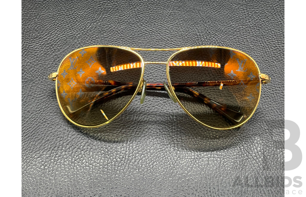 Conspiration Pilote Aviator (XO164U) Sunglasses Branded LOUIS VUITTON