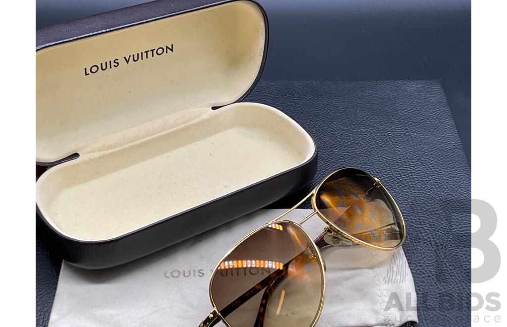 Conspiration Pilote Aviator (XO164U) Sunglasses Branded LOUIS VUITTON