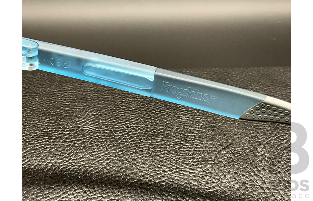 OAKLEY Frogskins Range Sunglasses