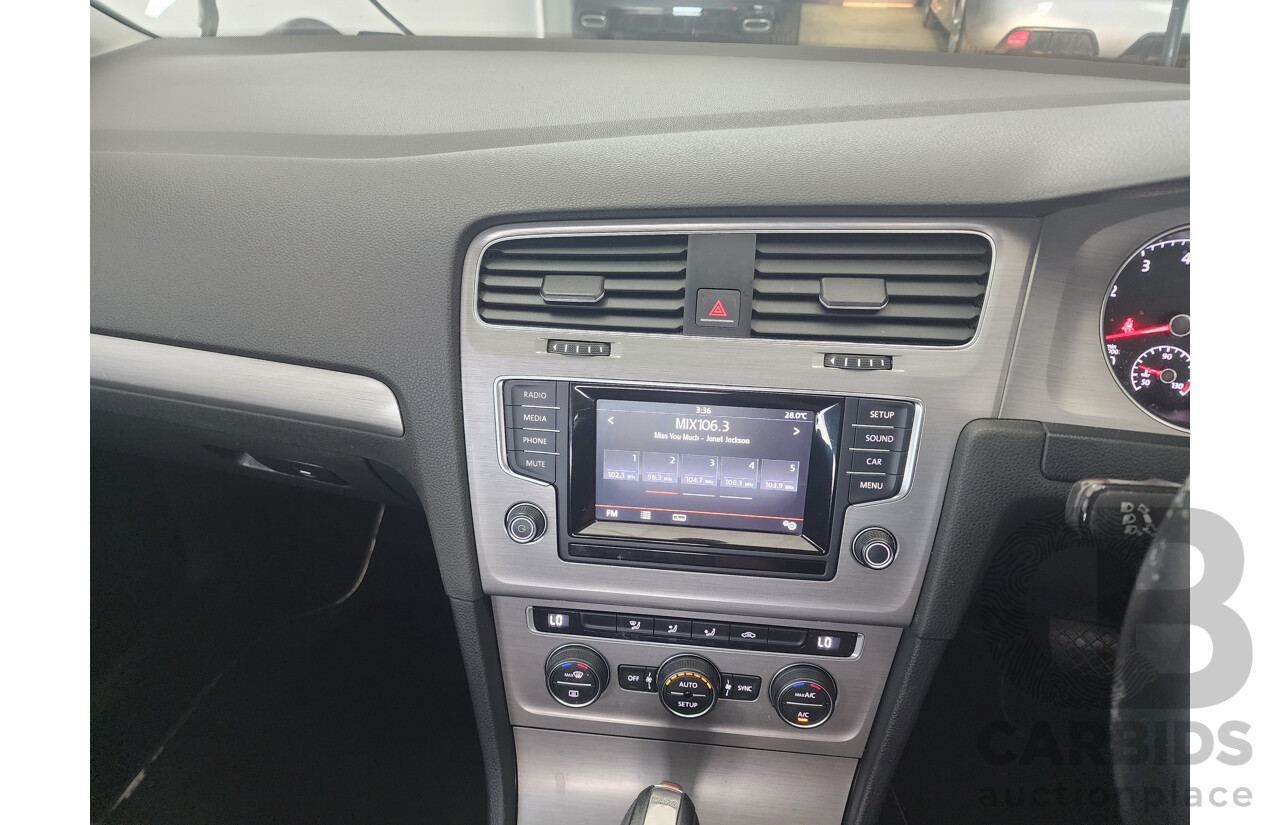 3/2014 Volkswagen Golf 90 TSI AU MY14 5d Hatchback White 1.4L