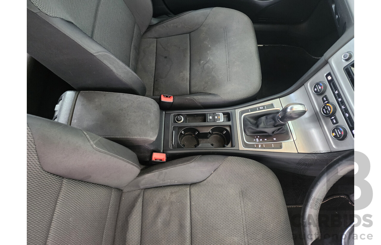 3/2014 Volkswagen Golf 90 TSI AU MY14 5d Hatchback White 1.4L